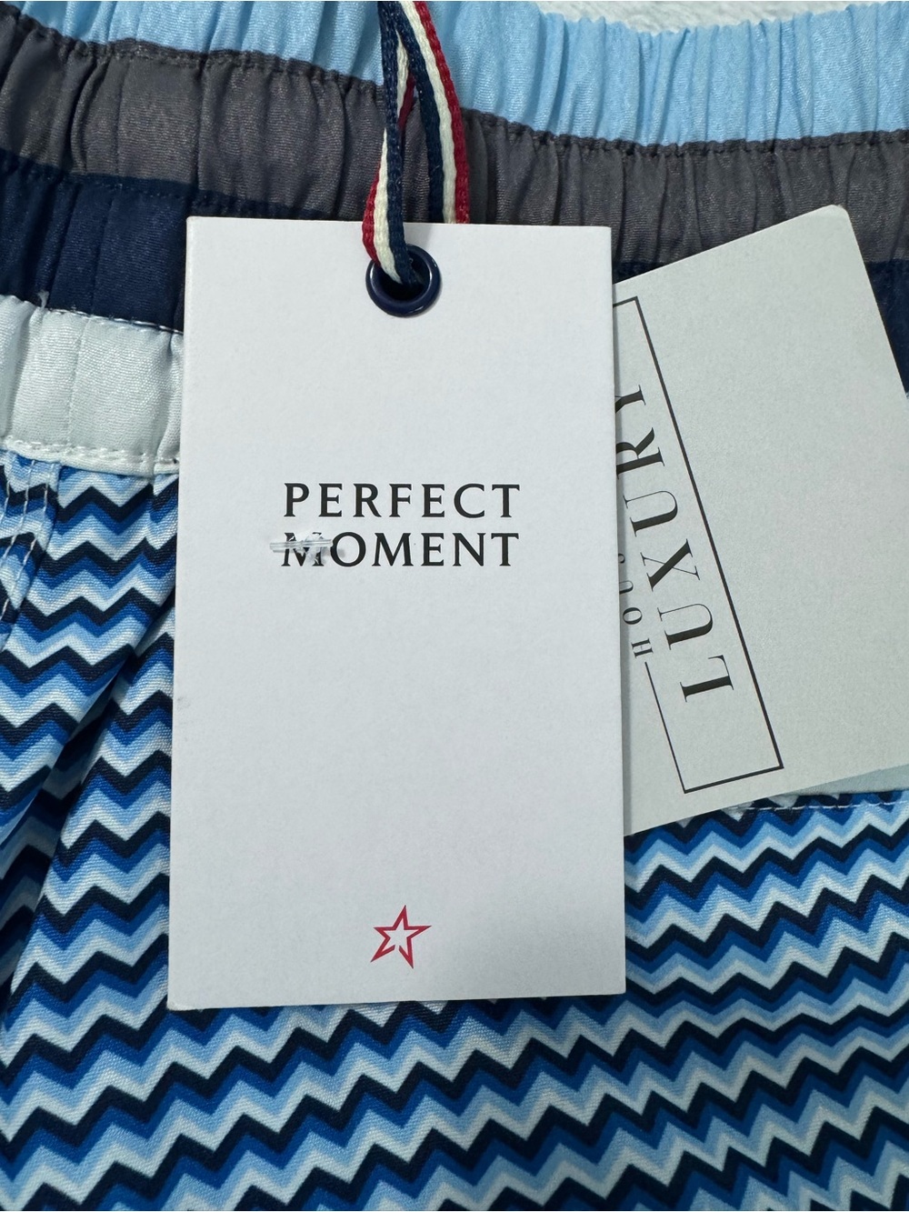 Perfect Moment women’s Cobalt Zigzag Resort Shorts Size XS - Picture 4 of 6